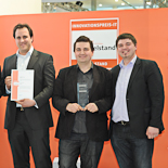 Sieger des INNOVATIONSPREIS-IT 2011: Die Shopgate GmbH gewinnt mit ihrer Produktlösung „Shopgate“ in der Kategorie „Mobile“. Im Bild v.l.n.r.: Prof. Dr. Stork (Karlsruher Institut für Technologie, Juror der Kategorie „Mobile“), Andrea Anderheggen (Gründer und CEO, Shopgate GmbH), Ortwin Kartmann (Gründer und CEO, Shopgate GmbH) und Dieter Kartmann (Head of Business Development, Shopgate GmbH).