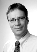 Portrait Prof. Dr. Stefan Sackmann