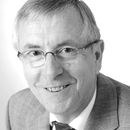 Herr Prof. Dr. Reinhard Ginnold