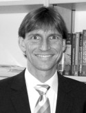 Portrait Prof. Dr. André Neubauer
